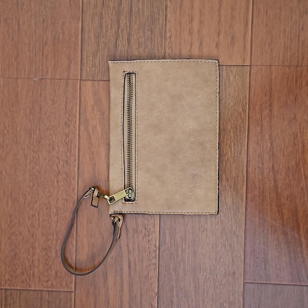 Anthropologie wristlet (0426)